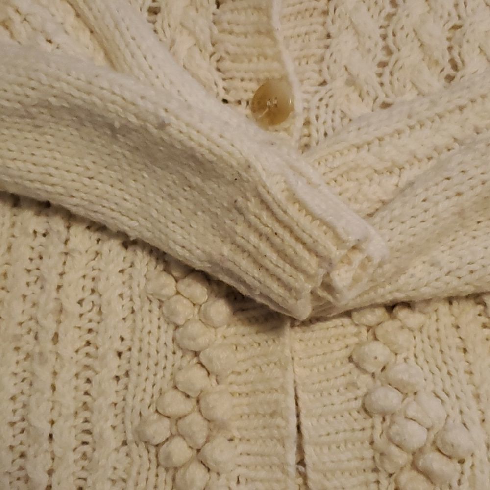 AMERICAN EAGLE creme button down Sweater - image 4